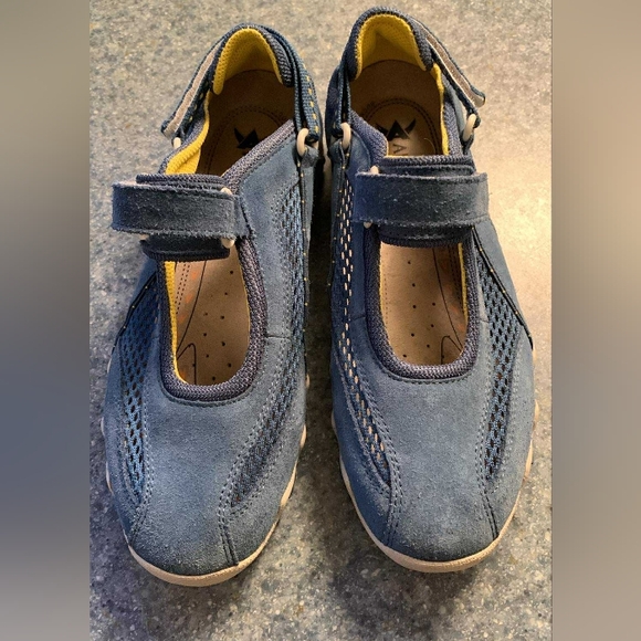 Allrounder Shoes - Allrounder Blue Outdoor Shoes Size 8.